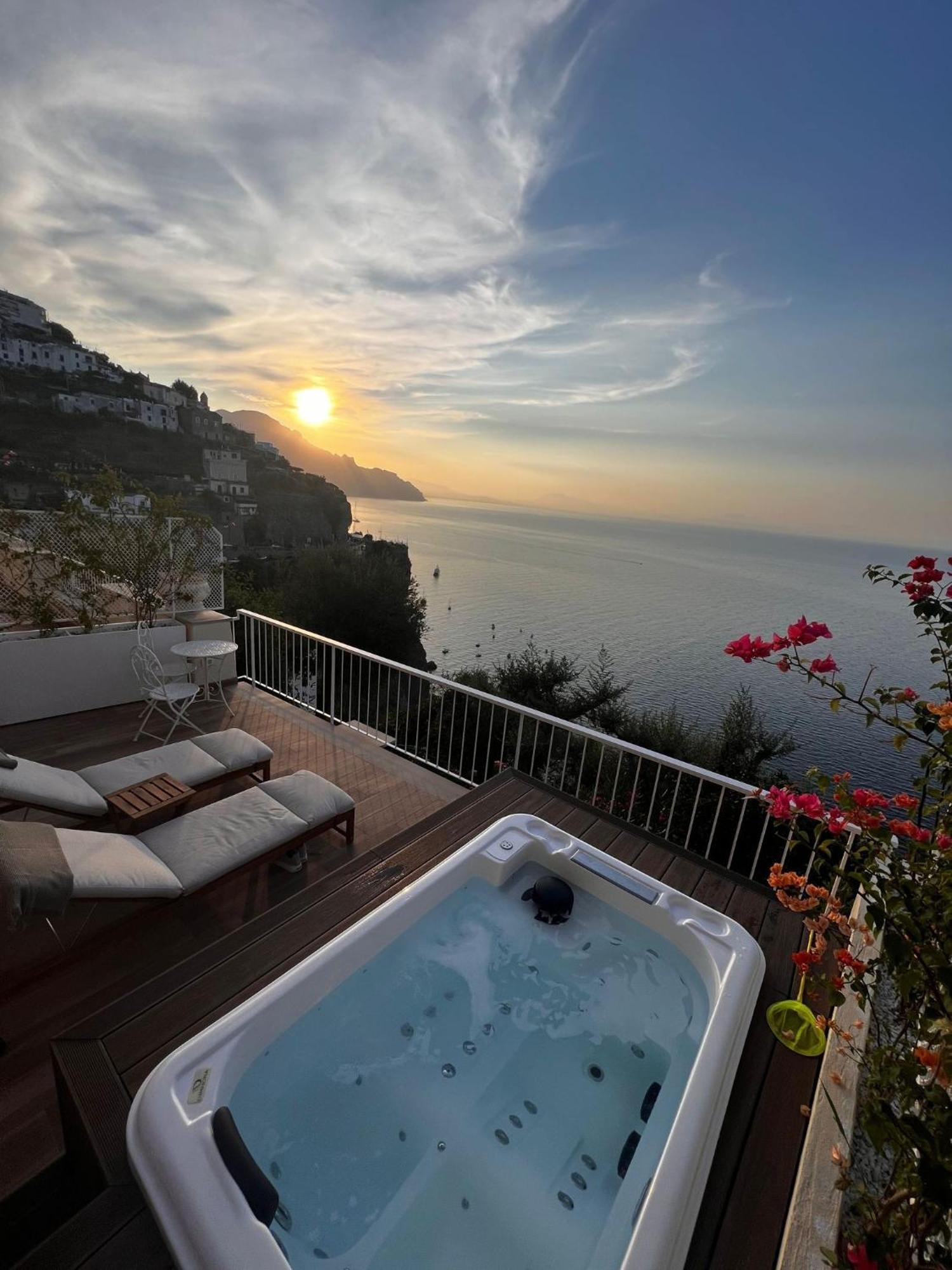 Seajewelsdeluxurysuite Amalfi Exterior foto